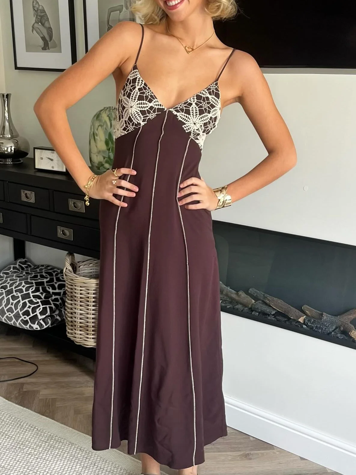 

Elegant Black Sleeveless V-Neck Embroidered Slip Long Dress Backless Women's Summer Sexy Holiday Party Clubwear