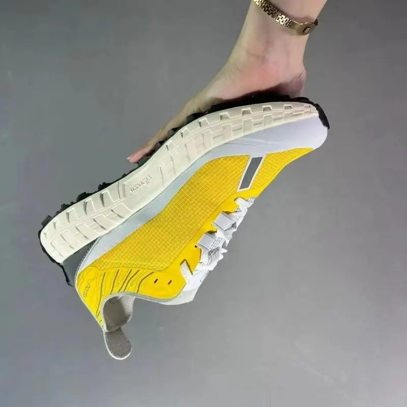 

Professional Gym Outdoor Shoes Men Women Luxury Brand Running Shoes Couples Anti Slip Walking Sneakers Unisex Training Shoe