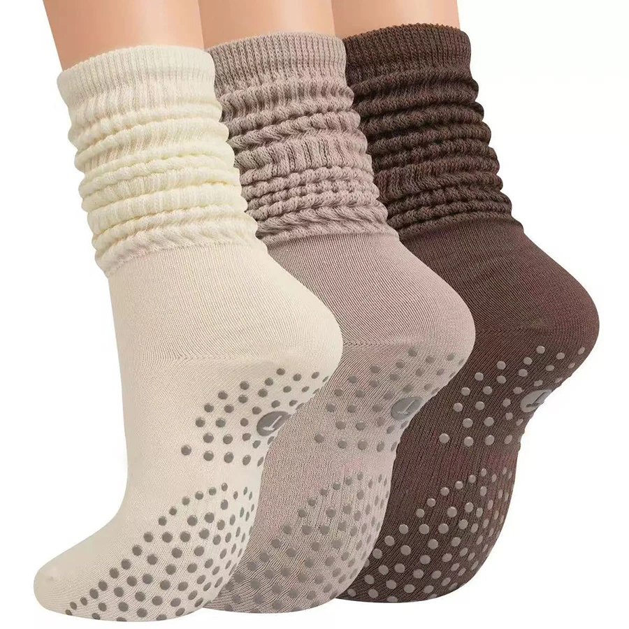 3 pairs of children's soles with silicone anti-slip particles are suitable for children aged 8-14.