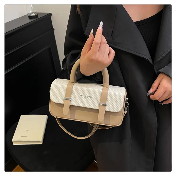 

New Contrasting Color Small Square Bag Women's Niche Messenger Bag Temperament Portable Box Bag Commuting Versatile