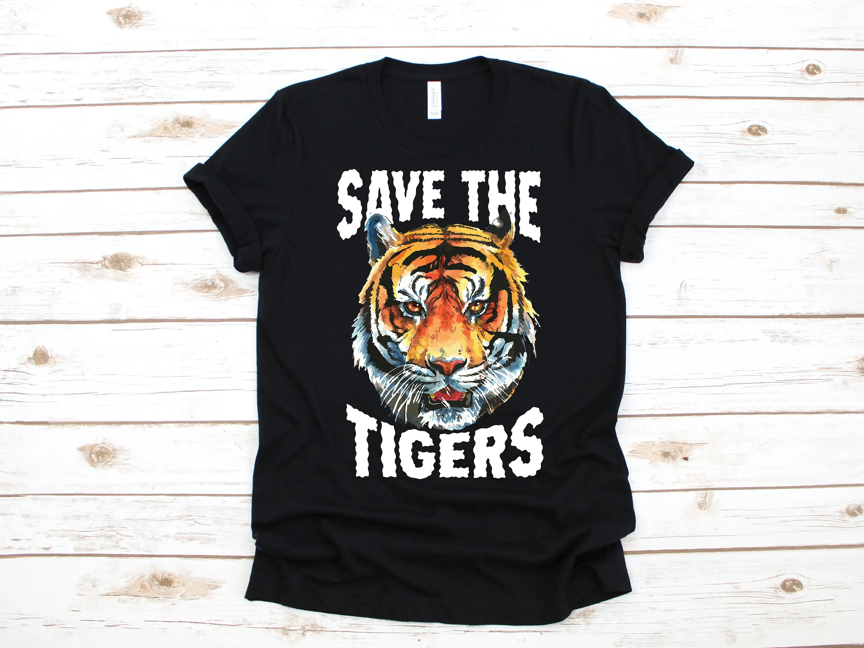 

Футболка с длинным рукавом и надписью «Save The Tigers»