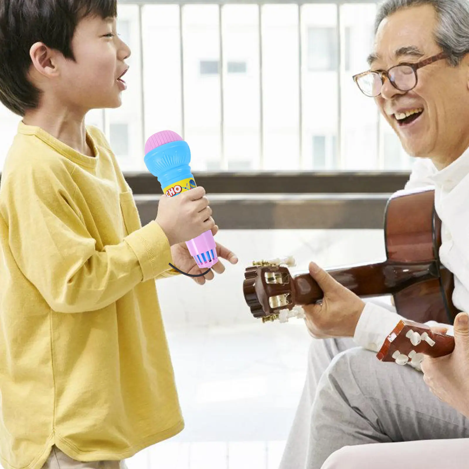 

4Pcs Plastic Mighty Echo Microphone Plaything Creative Kids Gift for Pretend Play Karaoke Performance Party Supplies Learning