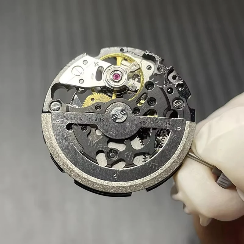 high-quality-black-japanese-automatic-movement-8n24-for-watch-repair-and-jewelry-crafting
