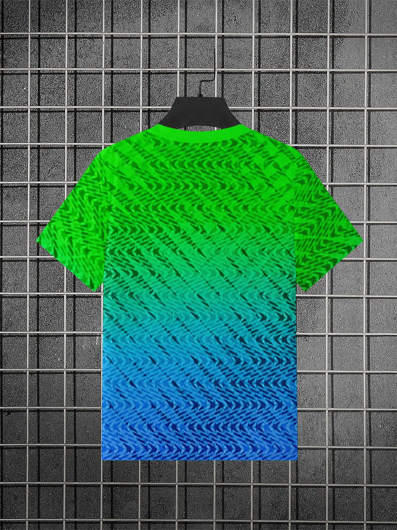 Men Quick Dry T-shirt High Elastic Green Blue Gradient Wave Texture Print Short Sleeve Breathable Crew Neck Tee