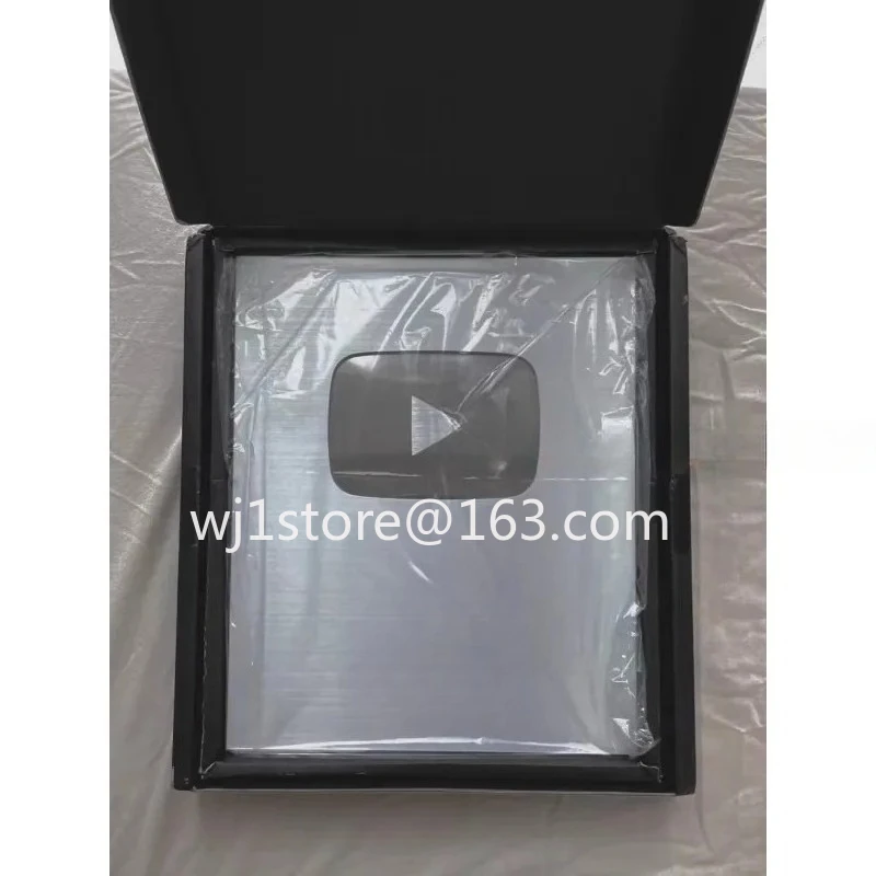 Personalized Content Creator Trophy, Gold Plated Custom Name Wall Plaque with Play Icon, Influencer Gift Collection Memorabilia
