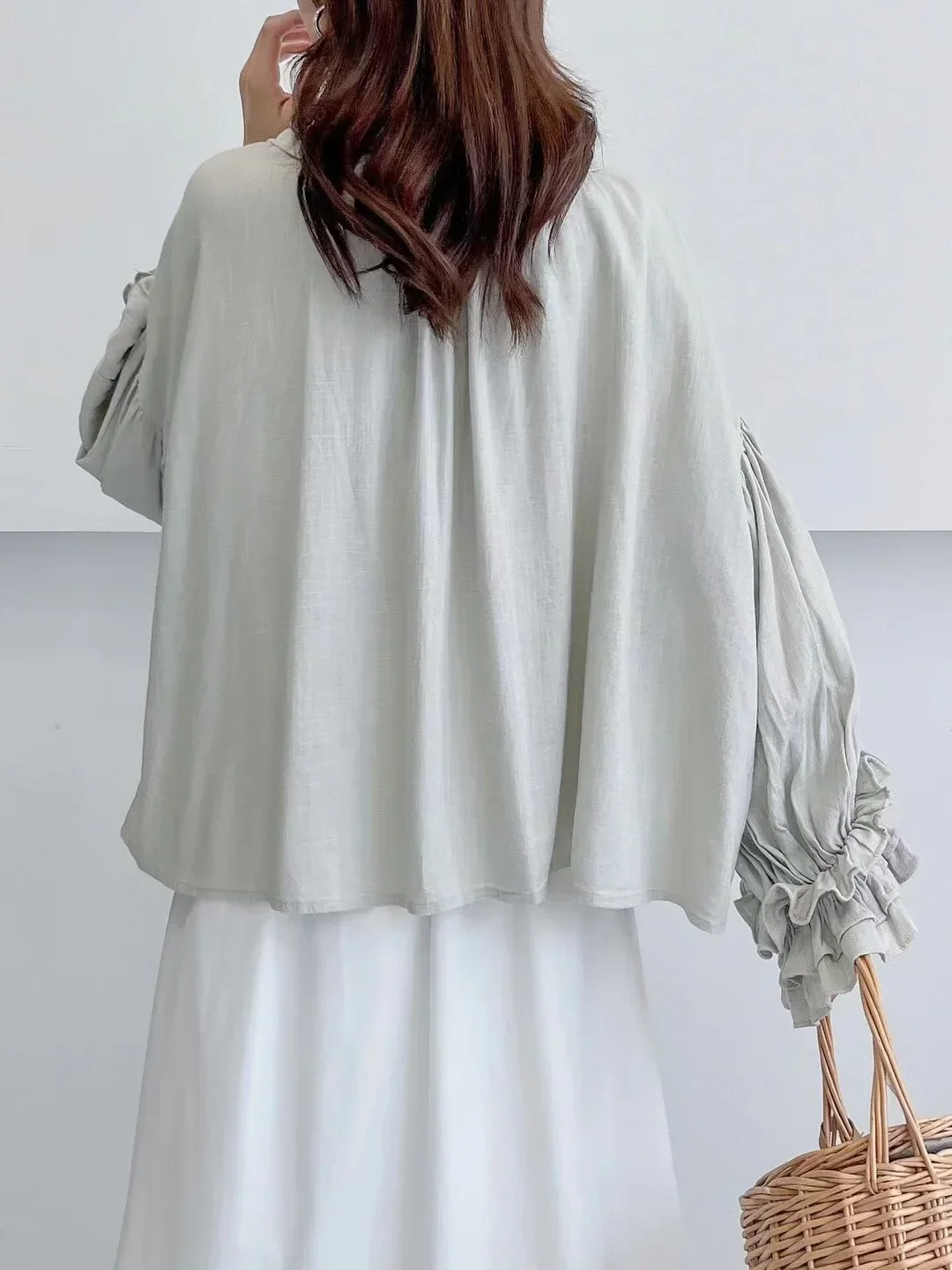 

New Autumn Cotton Sweet Shirts Women Solid Ruffles Tops Long Sleeve Peter Pan Collar Loose Cute Doll Blouses Spring T39346QM