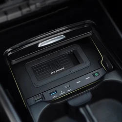 15W Car wireless charger fast charger phone charger charging pad plate for Mercedes Benz EQA EQB W177 W247 2019-2023