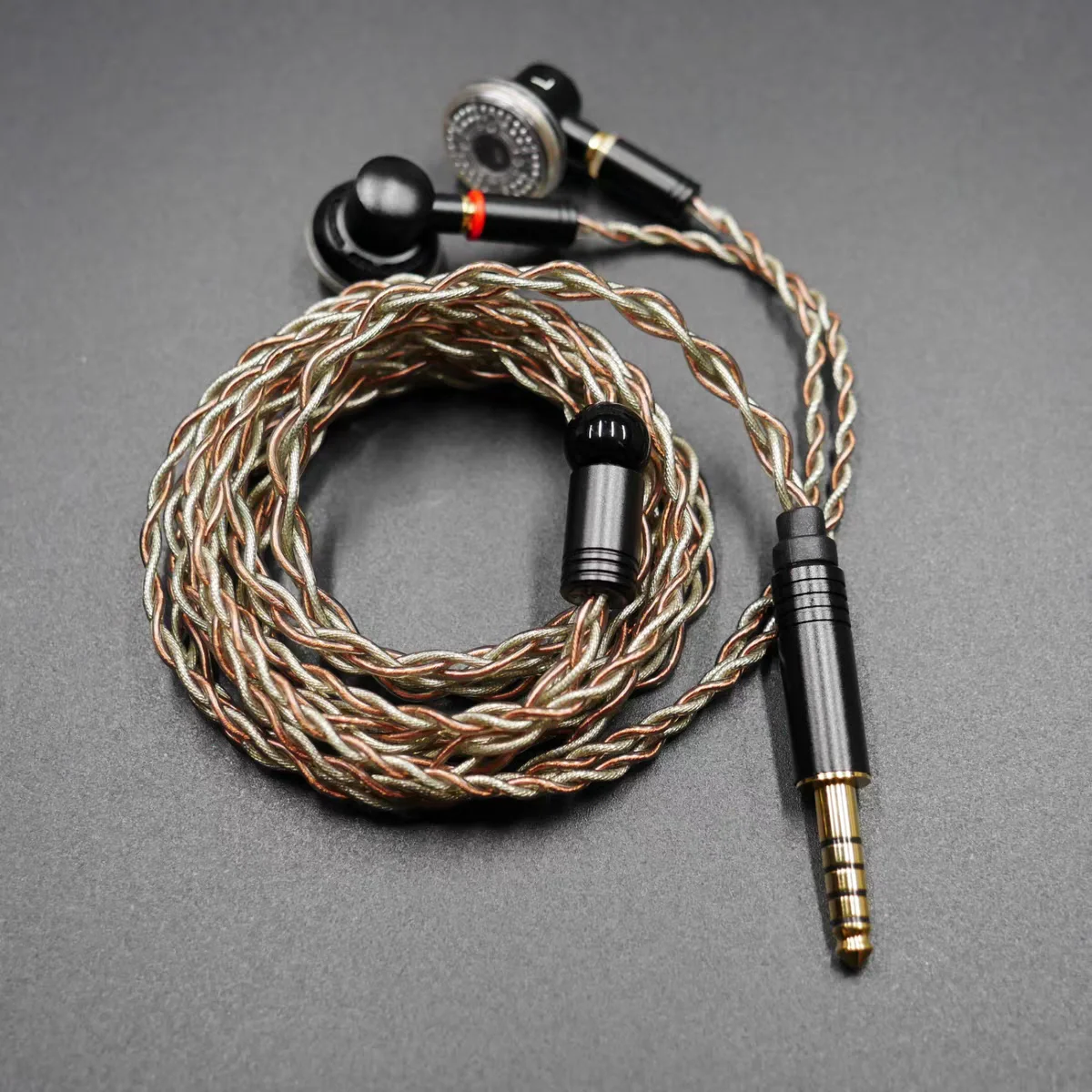 HiFi-Ohrhörer Besser als Fostex-Kopfhörer, MMCX Austauschbares Kabel, 3,5mm/4,4mm Symmetrische Metall-Ohrhörer