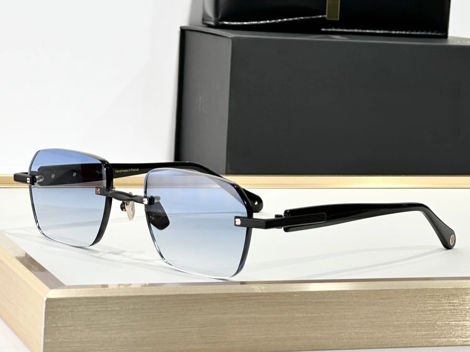 

Top High Quality Sunglasses for Men and Women DWAYNE SIZE 54-18 Style UV400 Retro Fashion Special Design Sun Glasses with box