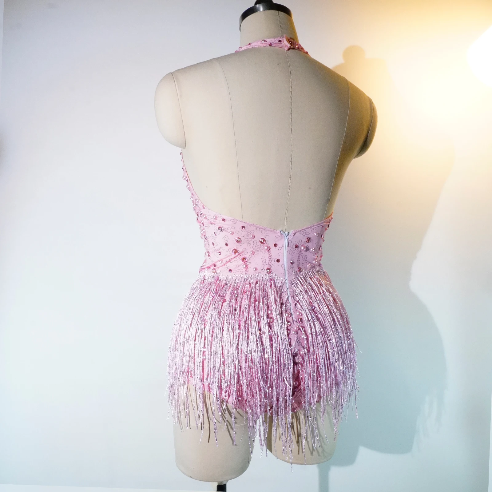 أزياء النساء هامش الراين مثير العميق الخامس الرقبة ارتداءها مرحلة الرقص وتتسابق حفلة عيد ميلاد فريق أداء يوتار ازياء