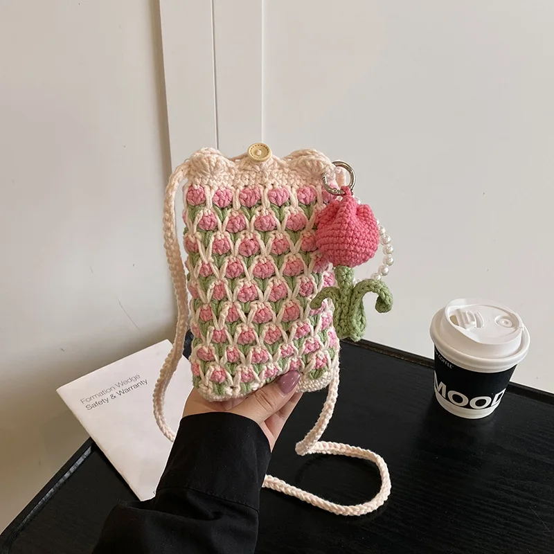 

Multi functional mobile phone bag tulip three-dimensional hook woven flower bag hand crocheted finished crossbody bags