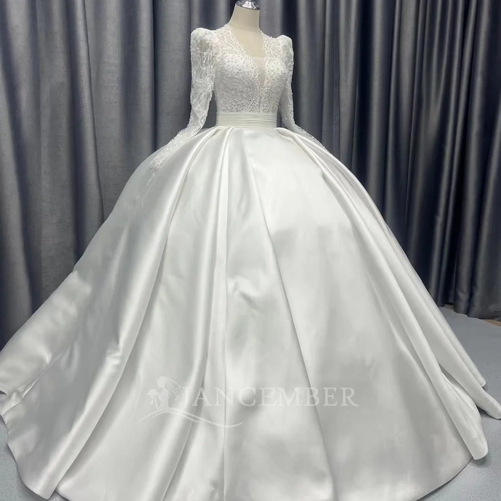 Elegant White Wedding Dresses Long Sleeves Sweep Train Bride Dress Lace Up Back Satin Wedding Evening Gown Vestido De Novia