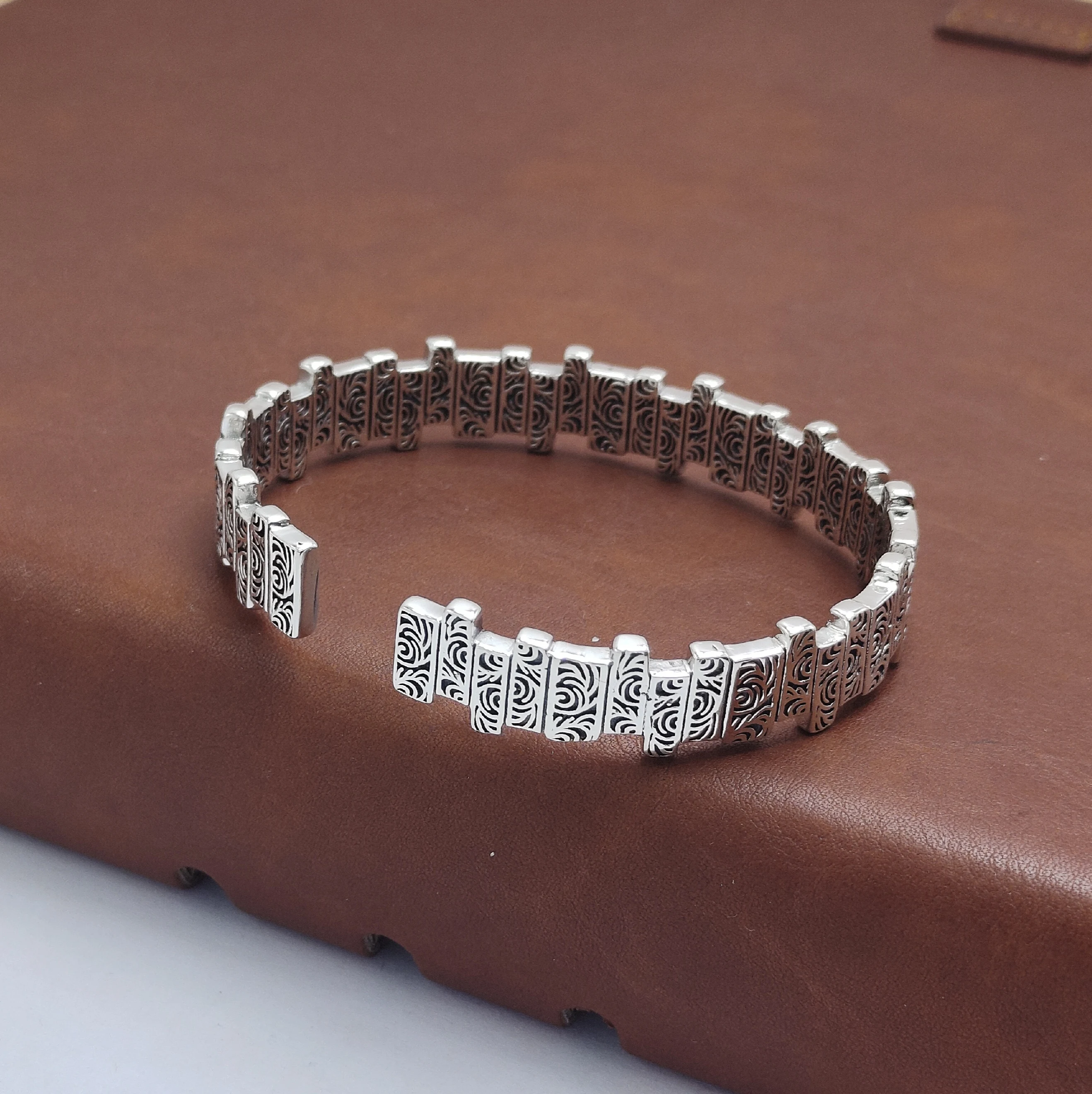 Creative cool personality fashion all-match cute tangcao Sterling Silver 925 bracelet original retro distressed couple