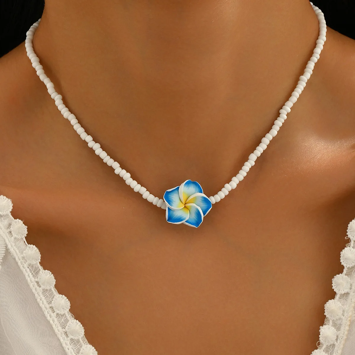 Bohemian Soft Polymer Flower Clavicle Chain Necklace for Women Colorful Sweet Flower Rice Beads Choker Wedding Party Jewelry