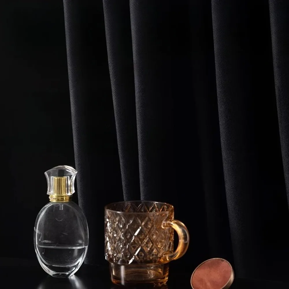 ستائر مخملية سوداء على الطراز الأمريكي مقاومة للضوء بالكامل ومضادة للشمس وغرفة النوم وغرفة المعيشة ستائر عصرية جديدة من القماش المخملي مخصصة #2