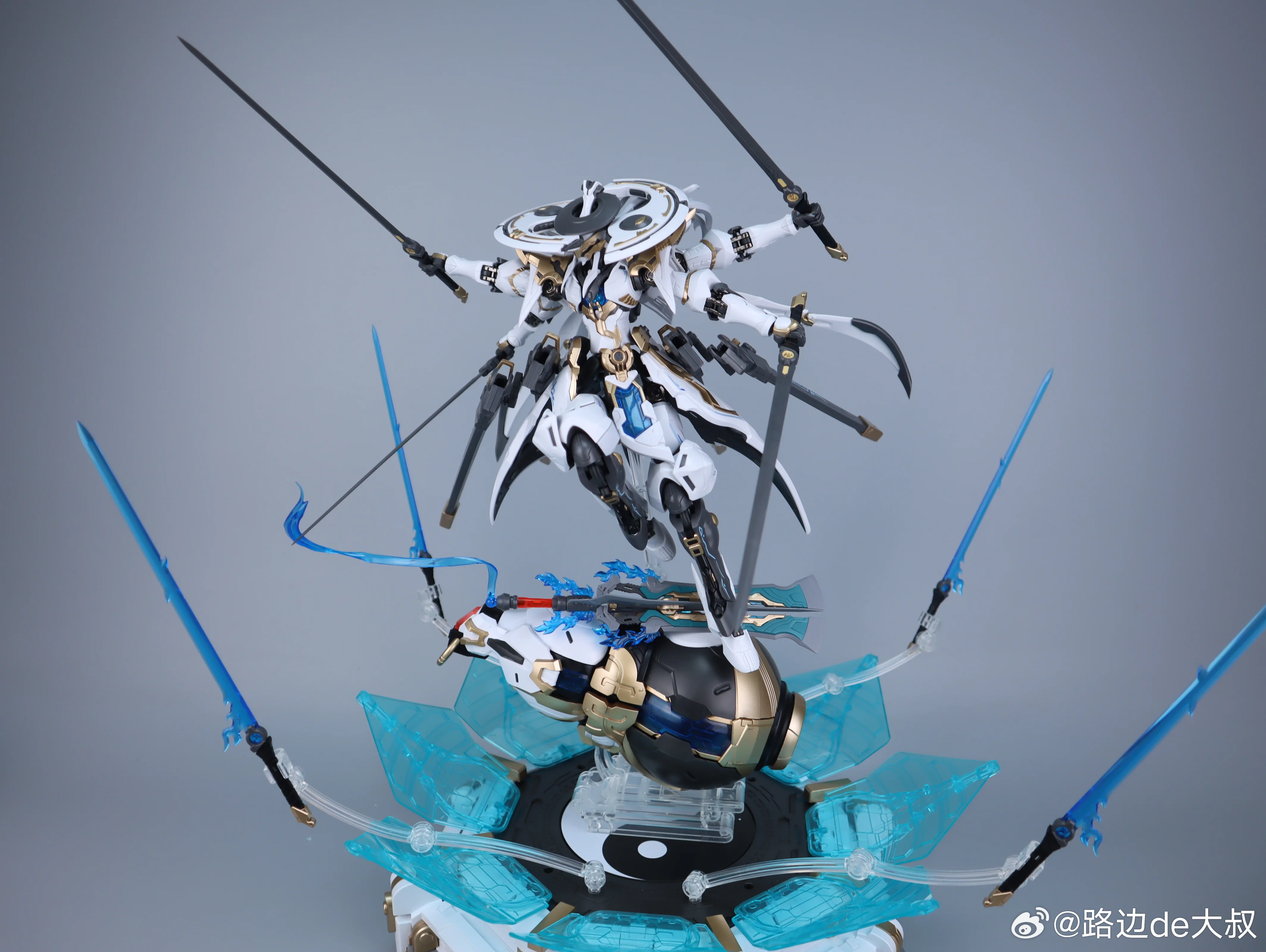 SUNDAY HOBBY Xiao Yao Zi Mechaniczny Tykwa 1/100 22cm Model do Składania ze Stopu z Szkieletem i Kolekcjonerską Zabawką Robotem