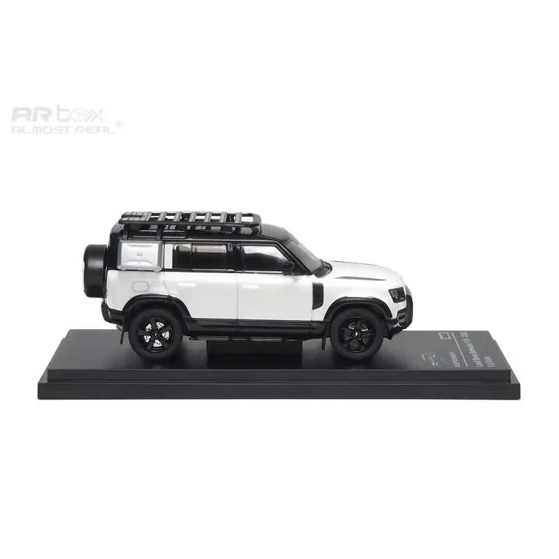 1:64 Land Rover Defender 90 110 75th Anniversary diecast alloy model, children\'s collection toys, children\'s holiday gifts.