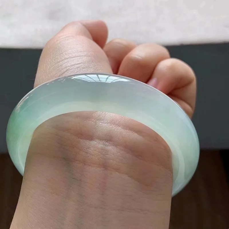 Light ice jade for girls, Burmese green translucent moonlight fine jadeite gift bracelet view 4