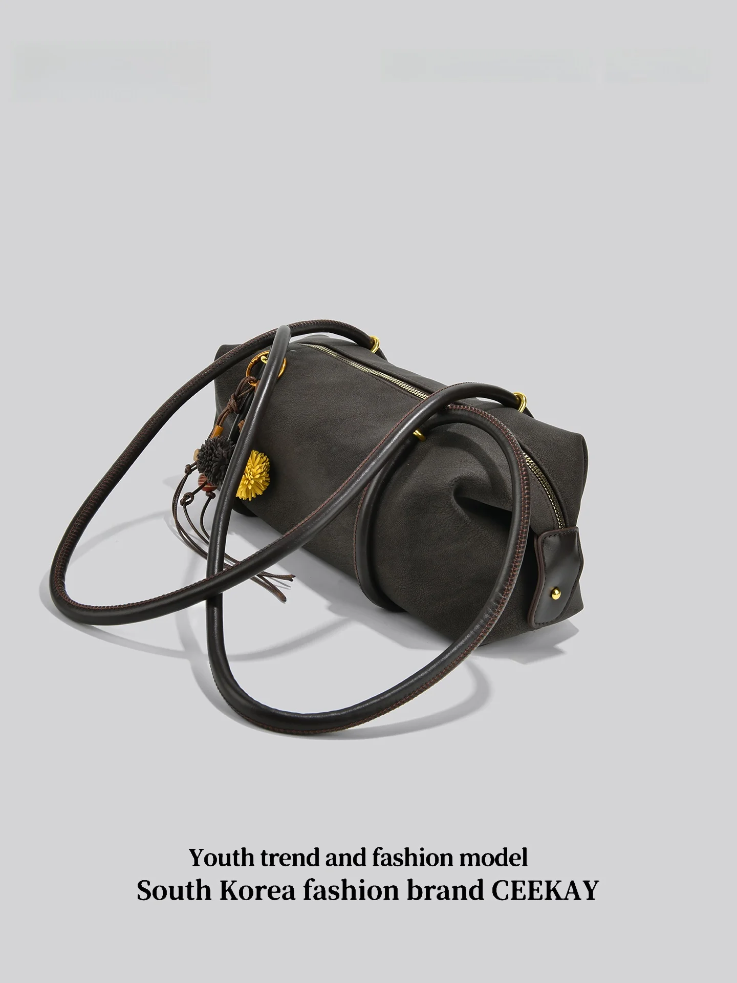 

Ceekay Original Design Luxury Suede Underarm Bag Women's New Style High-End Bowling Bag Single Shoulder Bag Retro Artistic Style