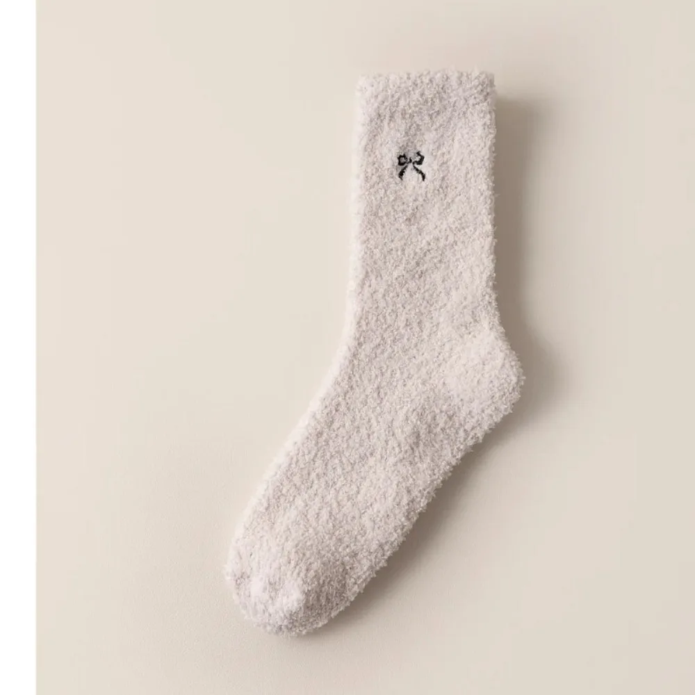 

Autumn Winter Warm Floor Socks Bowknot Fleece Thickened Sleep Socks Embroidered Soft Mid-tube Stockings Women