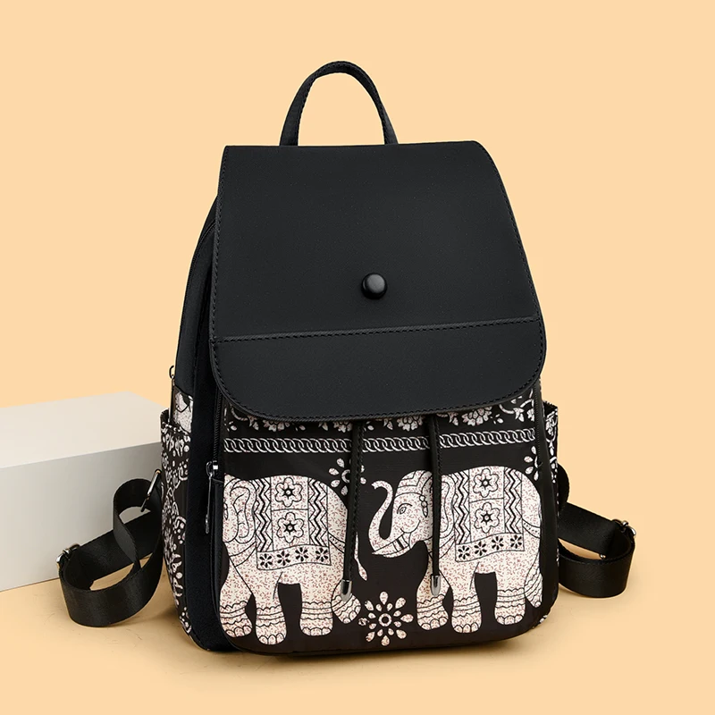 

High Quality Large Capacity Backpack For Women Vintage Style Oxford Fabric Travel Backpack Elegant Retro Luxury Designer Purse