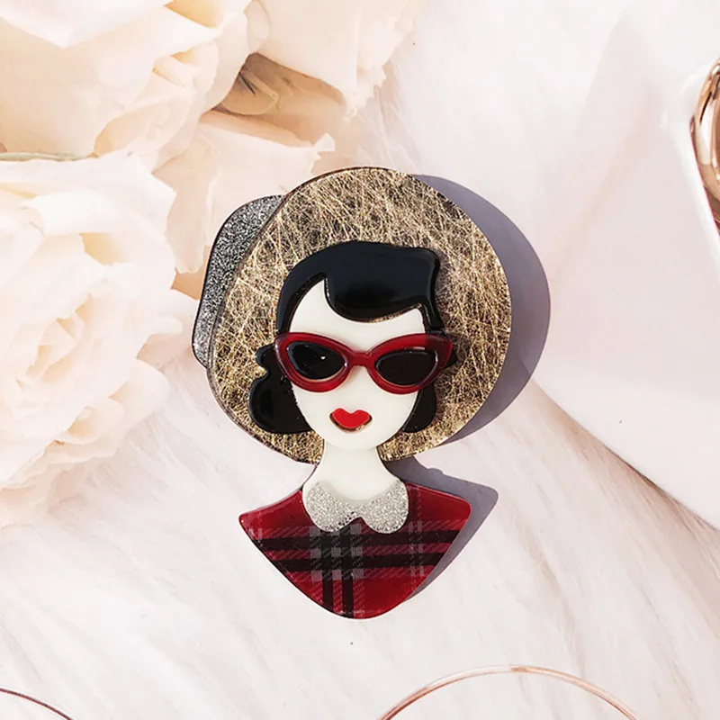 

New Design Unique Lady Figure Acrylic Brooch Pins For Women Girls Brooches Pins Lapel Badges Bag Decorations Party Dress Jewelry