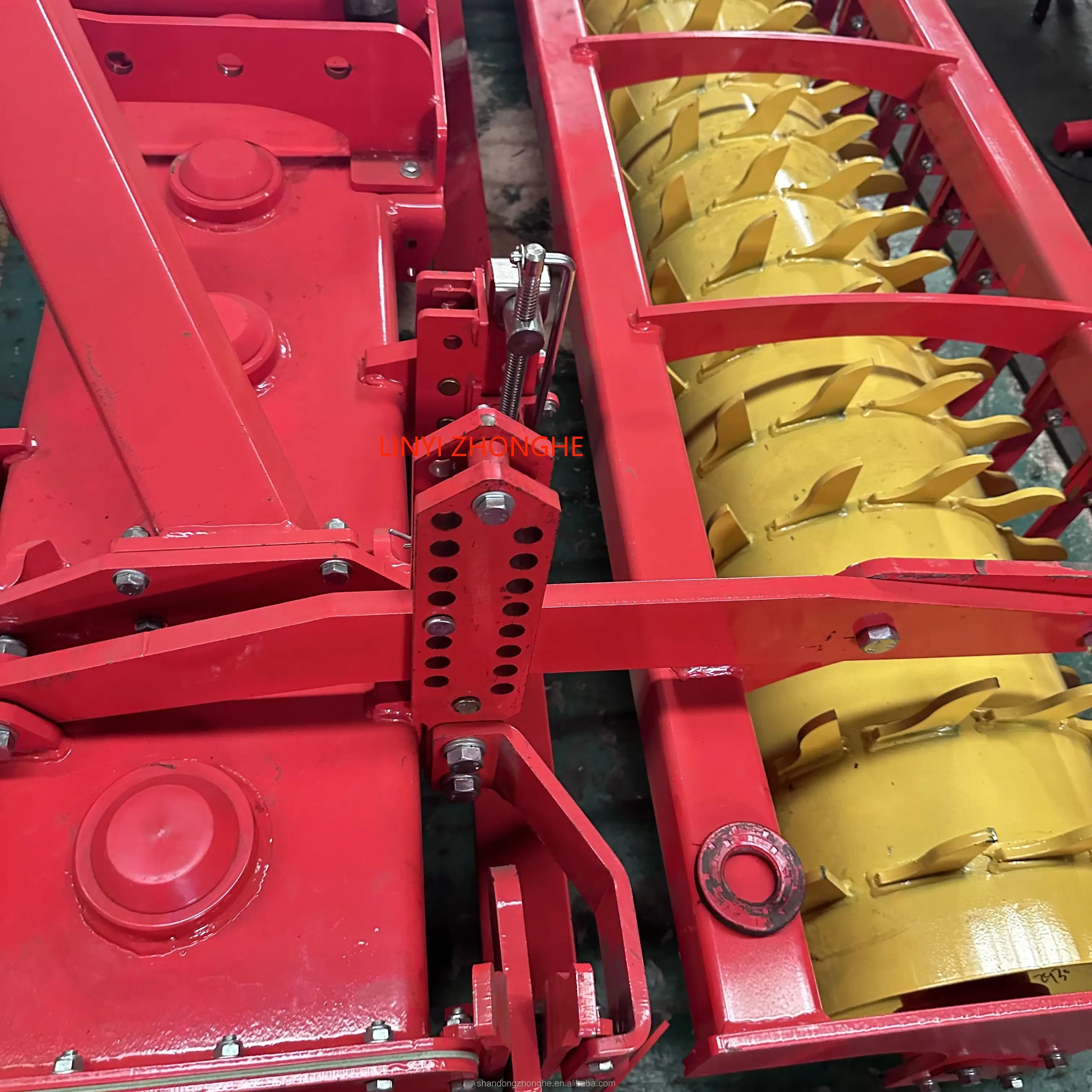 Brandneue Power Driven Harrow Rake Soil Land Power-Driven Rotary Tırmchenmaschine