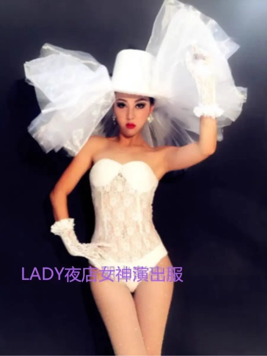 White Big Hat Lace Jumpsuit Nightclub DJ Bar Female Singer Dance Team Stage Clothing Party Theme Show Performance Outfit