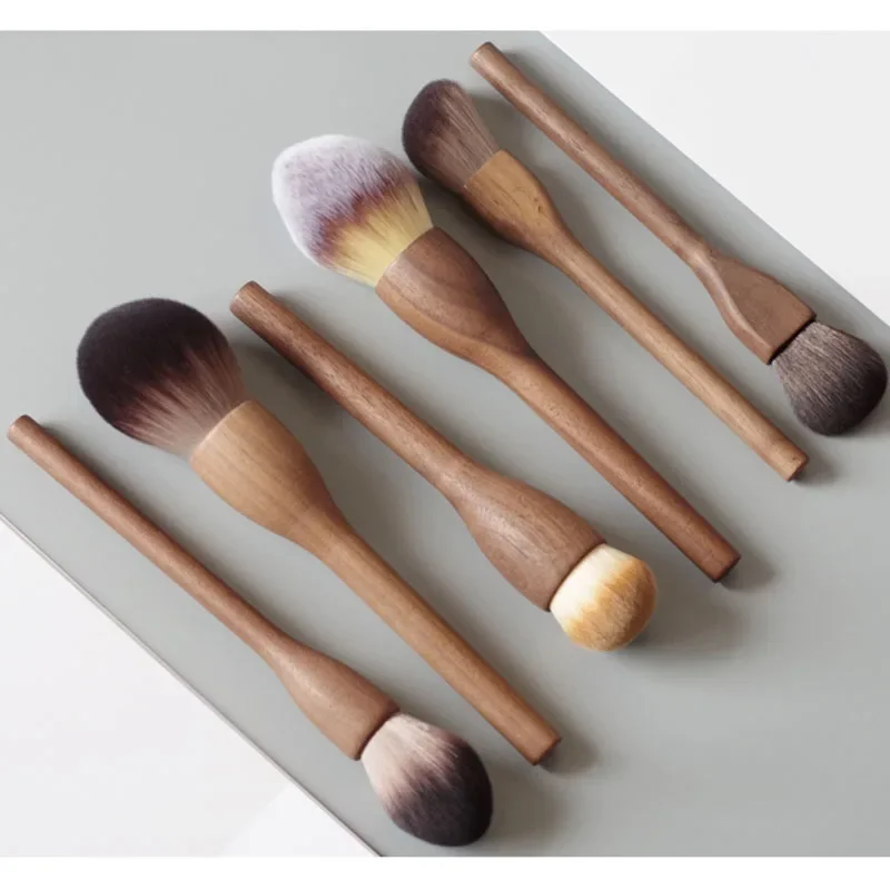 Makeup Brush Wood Walnut Large Retro Powder Brushes Honey Loose Super Soft Beauty Gift For Girlfriend Make Up Tool