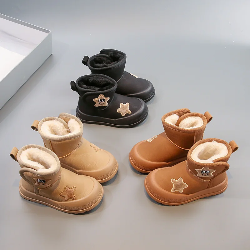 

Детские зимние ботинки на флисовой подкладке. Зимние хлопковые ботинки 2026. Нескользящая и водонепроницаемая мягкая подошва для мальчиков и девочек.