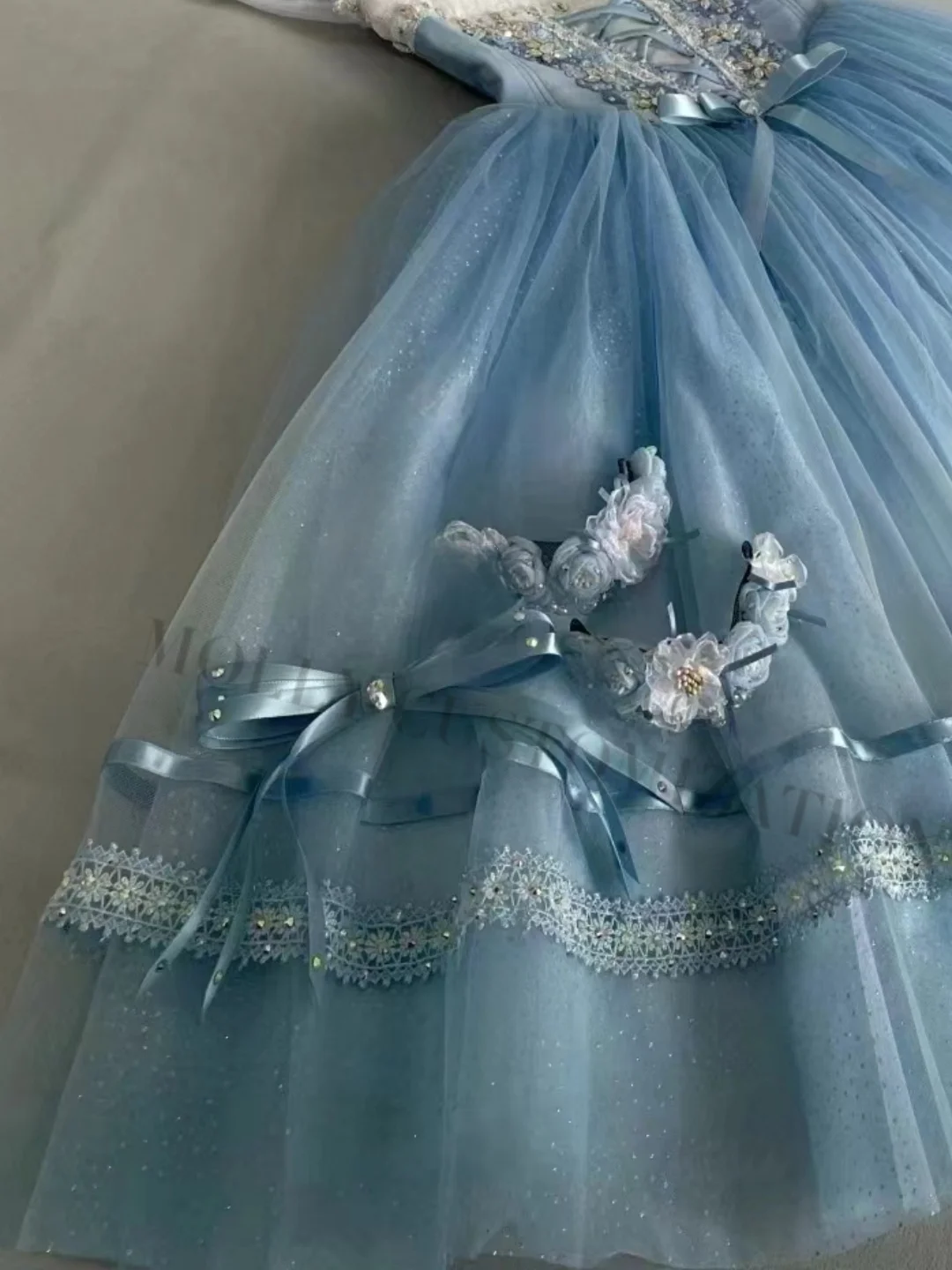 New high-end customized Coppélia\'s uncontrollable daughter Giselle\'s variation diamond ballet professional performance
