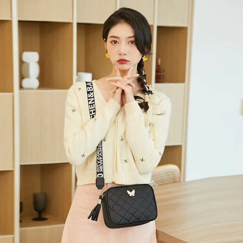 Leisure Lingge Embroidered Butterfly Decorative Single Shoulder Bag Tassel Shoulder Strap Printing Cross Body Small Square Bag