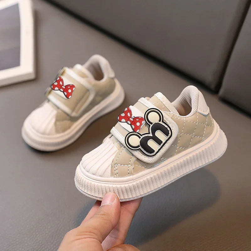 Disney Mickey Mouse เด็กผู้หญิงเด็ก Soft Sole รองเท้าเด็กวัยหัดเดินฤดูใบไม้ร่วงฤดูหนาวรองเท้าสบายๆลื่นเด็ก SHELL BOARD รองเท้ารองเท้าผ้าใบ