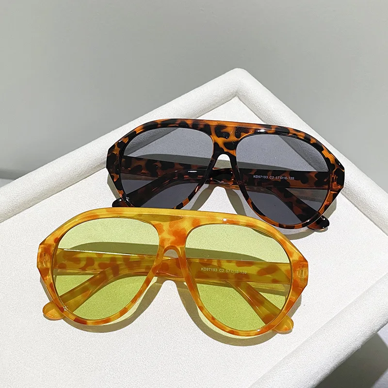 Übergroße Goggle-Sonnenbrille 2024 Damen Marken-Trend Sonnenbrille mit gelben Gläsern Herren Großrahmige Trend-Sonnenbrille UV400 802086 – Detail 5