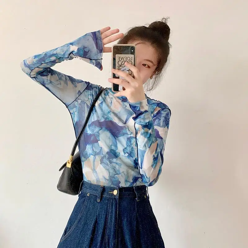 Small Niche Design Slim Fit Tie Dye Mesh Top Long Sleeved T-shirt Women\'s Thin Design Summer 2024 New Item