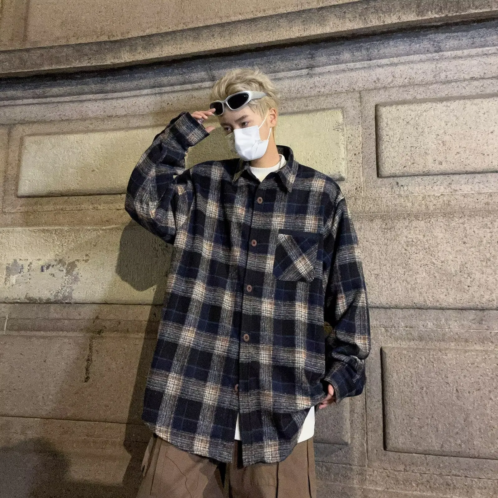 

Plaid shirt male Korean version of the trend retro handsome 2024 summer new Instagram loose coat