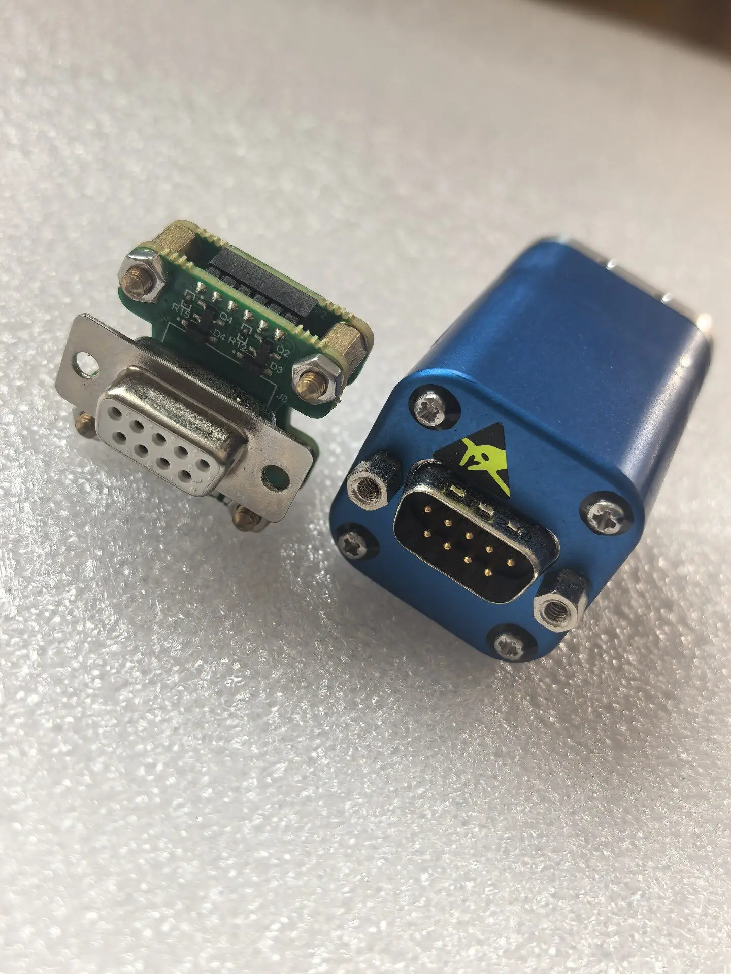 

RADIALL R577463007 28V SMA RF coaxial switch DPDT Ramses SMA 18G Latching