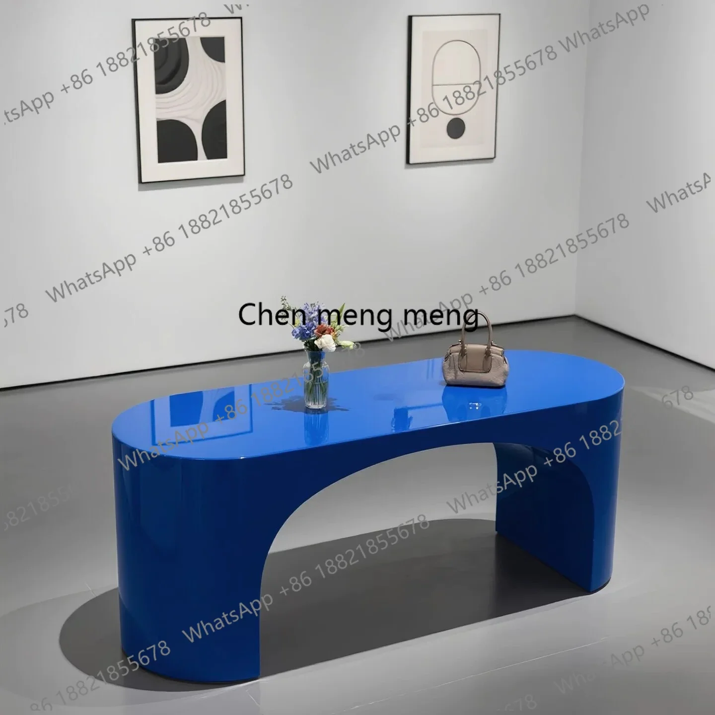 A74The new clothing store display table is placed in the middle of the table,   light luxury creative Nakajima Taiwan