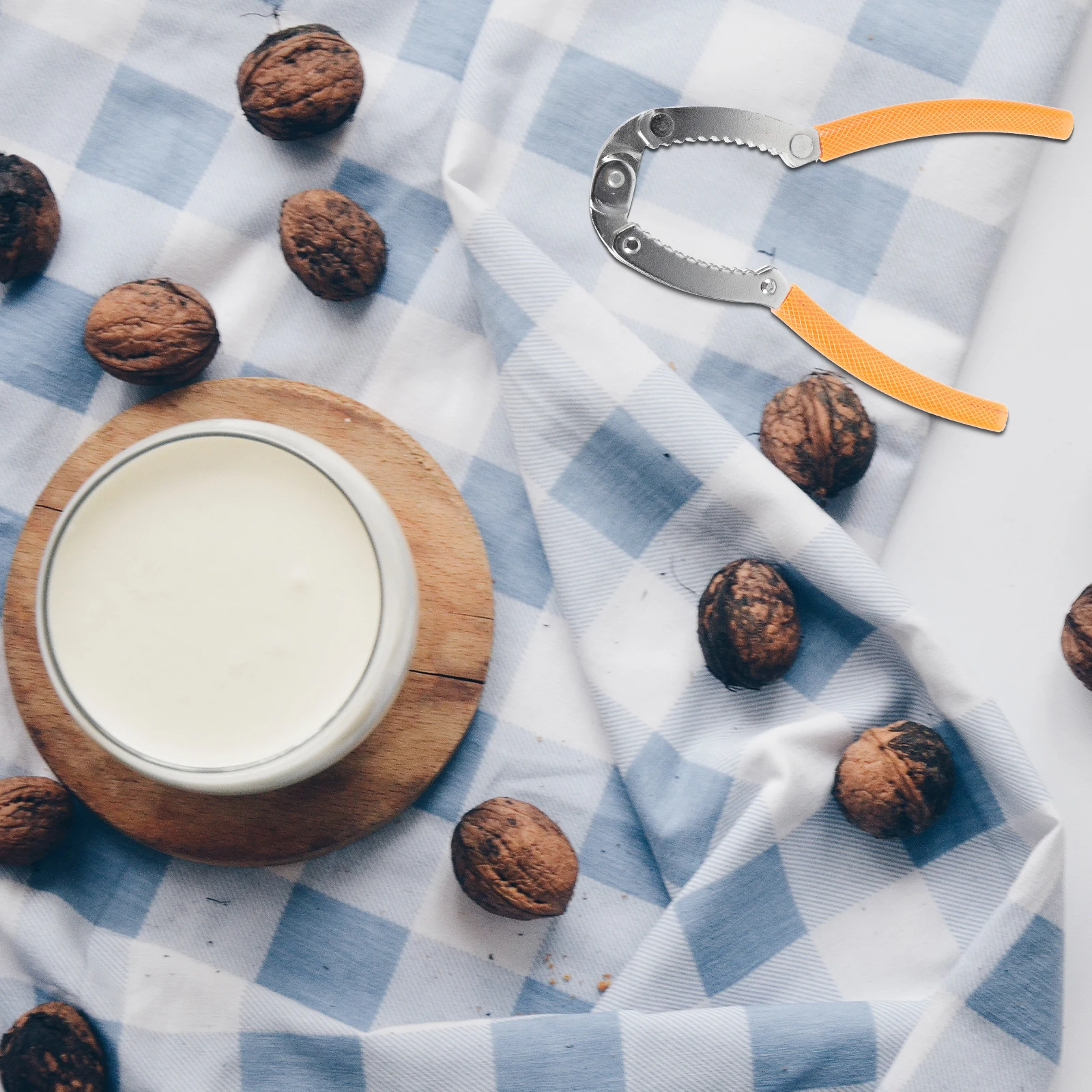 

2 pcs Walnut Cracker Metal Tool Heavy Duty Spring Stainless Steel Nut Opener Kitchen Gadgets Portable Compact Design Suitable