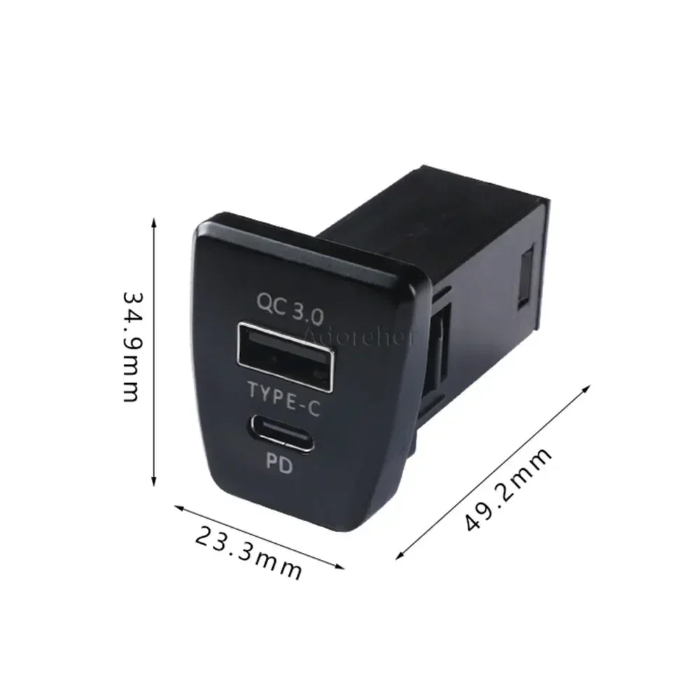 USB QC3.0 Mobile Phone Quick Car Charger Smartphone Charging Adapter for Toyota WILDLANDER Rav4 2020 2021 2022 2023