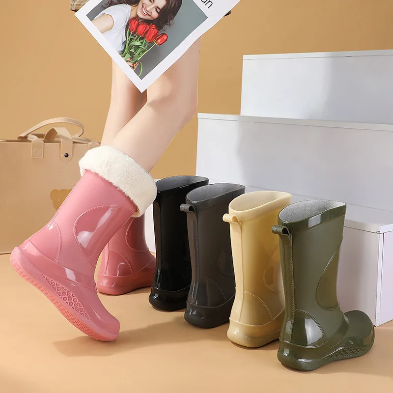 

New Women's Four Season Rain Boots With Waterproof Middle Calf Garden Work Rubber Shoes And Thick Velvet Car Wash Water Shoes
