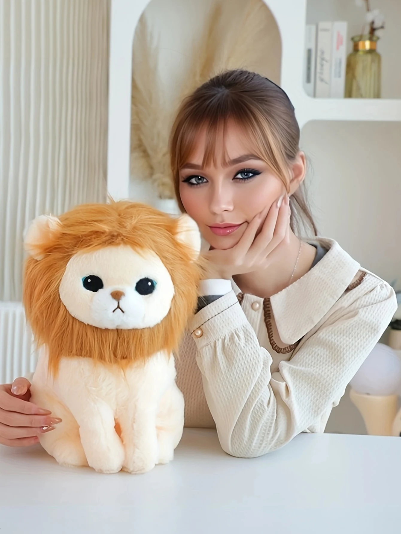 Urocza, miękka maskotka lew, kreatywna zabawka siedząca w leśnym stylu Króla Lwów, poduszka, dekoracja domu, prezent na urodziny.