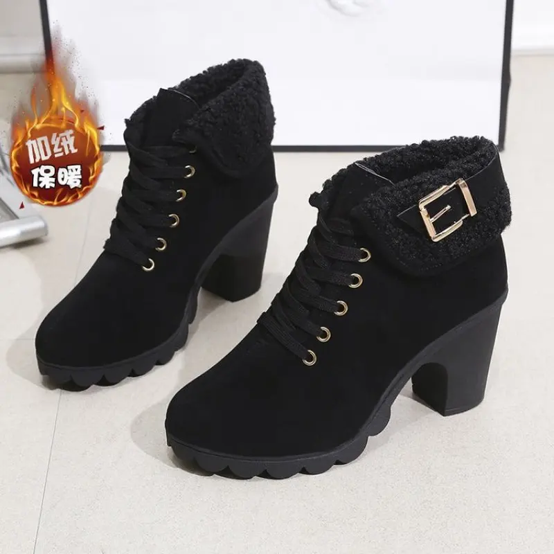 Damen Luxus Seite Reiß verschluss High Heels Stiefel 2024 Mode spitzen Zehen quadratischen Absatz mittleren Absatz kurze Stiefel Designer Plattform Schuhe