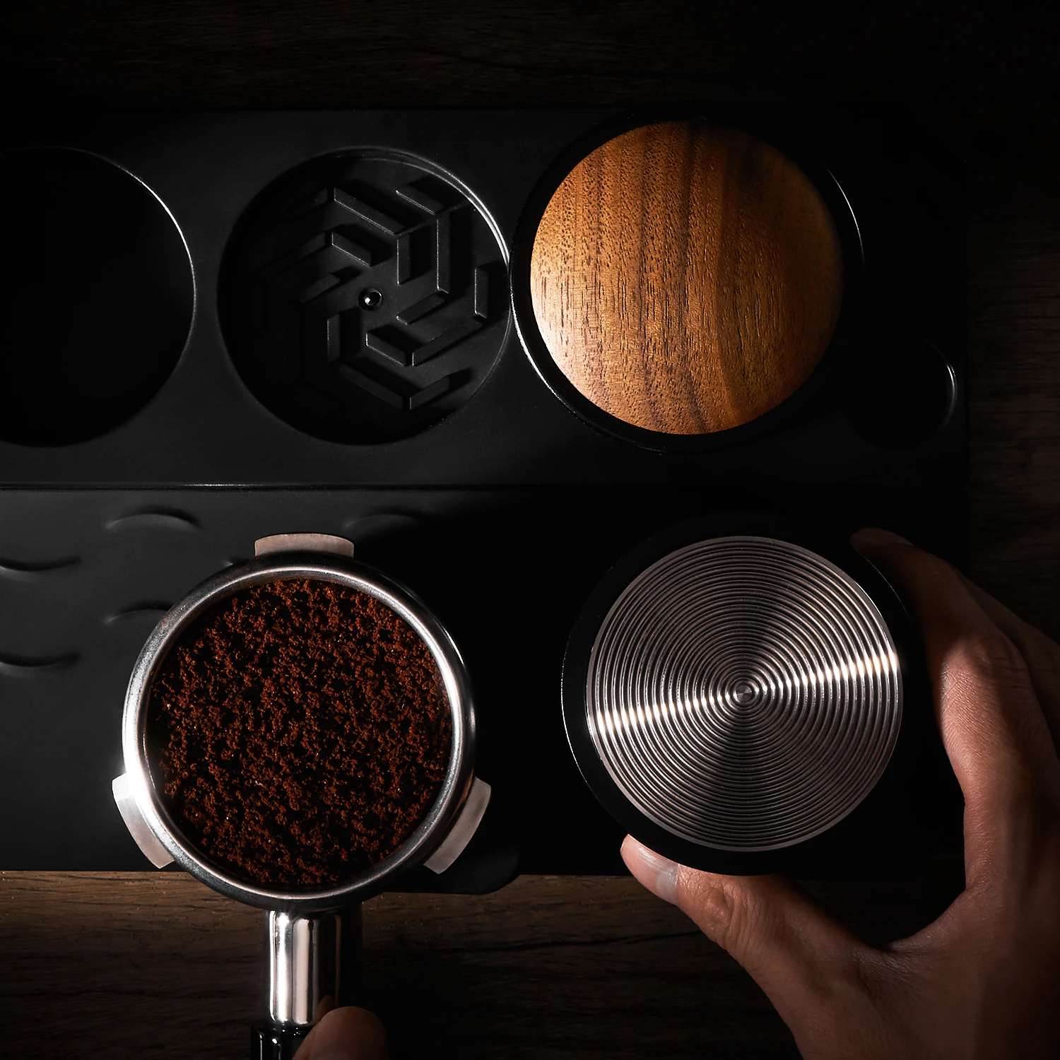 سدادة قهوة اسبريسو ذاتية التسوية وموزع قهوة الجاذبية غطاء جوز من الفولاذ المقاوم للصدأ 51 مم 53 مم 58.35 مم #6