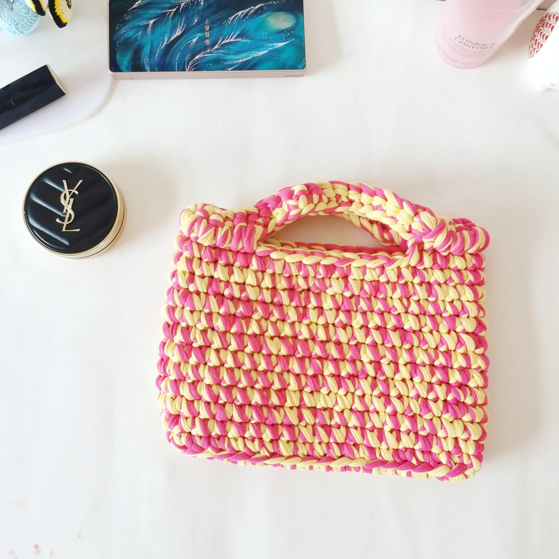 2024 New Handmade Finished Fabric Crochet Square Bag with Contrasting Tassel Handbag luxury designer purse bags for women