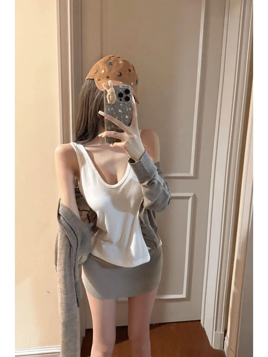 

Ladies Casual Style Loose Fit Slimming Strap Vest Top Summer Outfit Inner Wear Versatile Top Hot Girl Skirt Set