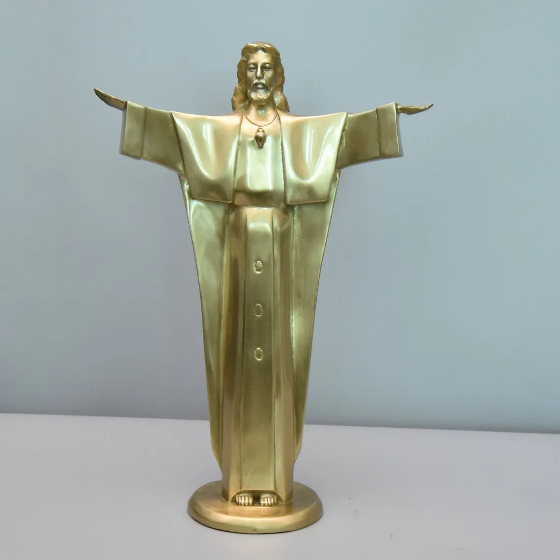 Jesus Christ The Redeemer Statue Figurine Gold Brass Material Inspirational Sculpture Christian Home Decoration Collection