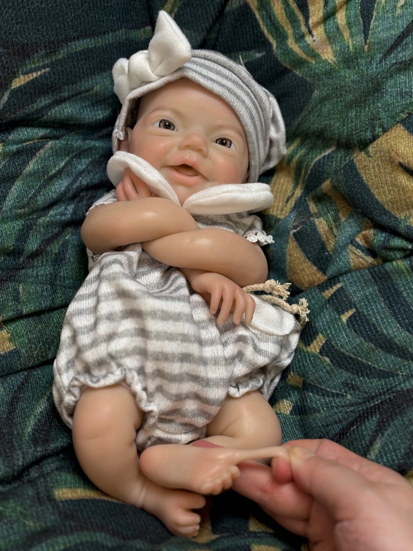 13インチ ラブリー アウェイク シリコン リボーンドール 男の子 ソフトタッチ 新生児 チャーリー 血管が見える コレクターズアイテム ギフト/女の子向けデコレーション