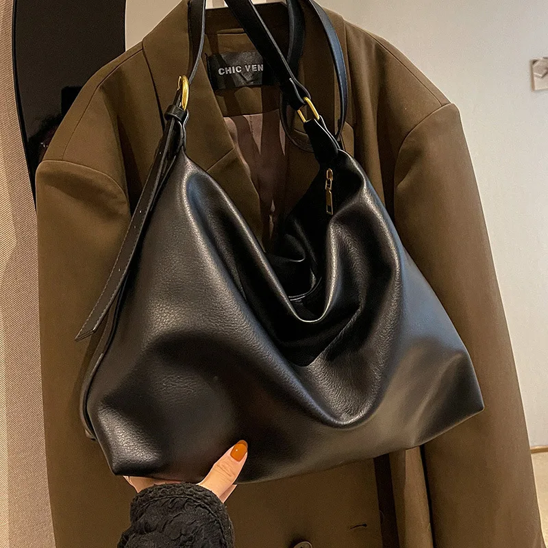 

2025 Women's Large-capacity Bag Crossbody Single-shoulder Retro and Fashionable Single-shoulder Tote Designer Luxury Bag