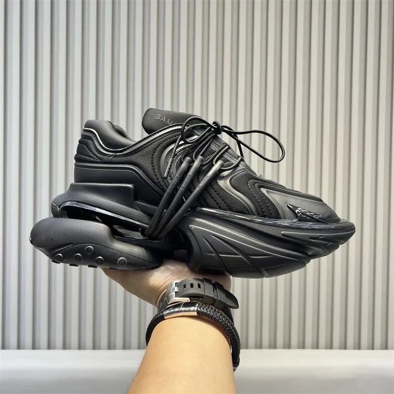 

Classic Brand Designer Thick Soled Sport and Leisure Shoe Top Quality Wearable Outdoor Walking Shoe Unisex Fashion Travel Shoe